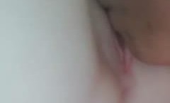 白虎萝luo莉酱双马尾白皙逼逼无毛粉嫩neng妹mei子啪pa啪，近距离特写震动棒抽[chou]插厕所尿尿抽[chou]插猛操