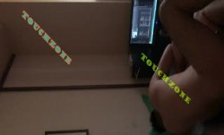 《云盘破解㊙️极品泄密》完美露脸酒吧驻唱火辣美眉与2位金主性xing愛大战㊙️上下洞齐开屌完用手抠淫水哗哗的不停嗲叫说不要