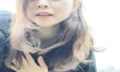 2020.2.18抖阴新片！【单单妹mei】被困在重庆老家的小嫩neng妹mei，偷跑出去刚露臀被发现，又到河边撒尿掰，回家后开始自[zi]慰插鲍鱼