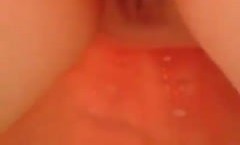 仓库管理的小姐姐，竟然没穿内裤……这么骚，叉开腿让小弟弟拍阴逼