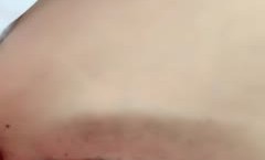 纹身小情侣，手持镜头视角，给男友吸蛋蛋，自[zi]慰特写刚剃过的白虎穴