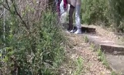 约操黑丝欲女姐姐户外野战翘白嫩美臀野外路上边走边操无套后入直插嫩嫩浪lang穴内射中出高清720P无水印版