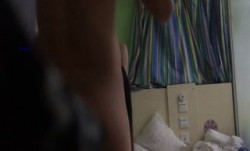 真实记录-97年高gao颜值苗条美女下班兼职援交酒jiu店和2男玩3P,怕搞坏不愿意过夜,1200元一起搞每人射一次!国语!
