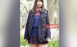 FC2PPV 1799391 抖阴新片！【瀧本梨絵】「美少女は二度〇〇される（忍び寄る二つの影）」