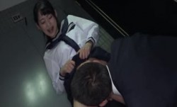 AVSA-099憧れのアノ娘の素顔清純ポニーテール制服娘背徳の中出し淫交渚みつき