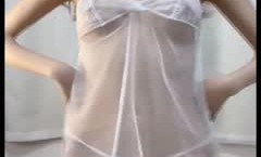 推特抖音风极品身shen材网红嫩neng妹mei抖阴新片！【樱子姬】定制私拍特辑XXX🅳🅾🆄🆈🅸🅽各种COSER摇摆裸舞 (21)