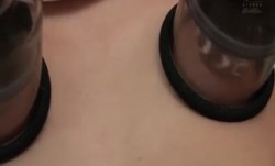 BLK-405 渋谷夜回りで発掘！超ビンカン早漏貧乳乳