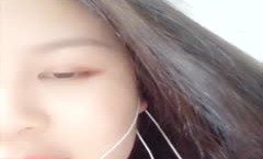 颜值不错逼逼微毛一线天妹mei子自[zi]慰秀张开双腿露嫩嫩手指道具抽擦很是诱惑喜欢不要错过