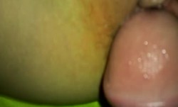 单位聚餐美女同事被灌醉后偷偷桶她的屁眼