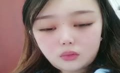 十八岁清纯脸少女JK水手服 大清早和小男友打晨炮 幼嫩小逼遭大力啪pa啪 被干哭了 你一点也不心疼我