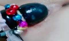 颜值不错骚气黄发少妇道具自[zi]慰近距离特写按an摩器震动逼高潮出水呻吟娇喘很是诱惑喜欢不要错过