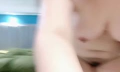 微胖大奶露脸极品风骚的小xiao少妇大秀直播诱惑狼友，风骚的大屁股撅着给你看，揉奶玩逼掰开看淫水流出精jing彩刺激