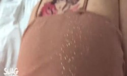 台湾SWAG『Alin』极品美乳18岁惊艳技艺姬纹身女孩插完嘴穴中场休息后继续打內射炮