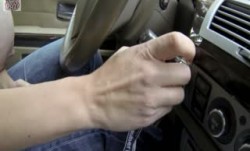 佩内洛普（PENELOPE）黑色钻石-蓝色上衣驾驶裸照-PENELOPEBLACKDIAMOND-BLUETOPDRIVINGTOPLESS