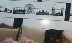 『闺蜜双shuang飞』两男三女一小哥与短发妹mei子啪pa啪69互舔tian沙发上火力输出