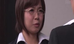 ATID-381厳格で禁jin欲的な女教師は、学園の淫習によって性奴教師に貶される。赤瀬尚第官网00集