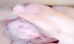身shen材丰满的长发妹mei子 床上道具插逼自[zi]慰大秀 和狼友互动 观音坐莲 快速抽[chou]插 超级刺激爽
