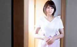 1pon030520_982まんチラの誘惑～誘い上手な友達のお母さん